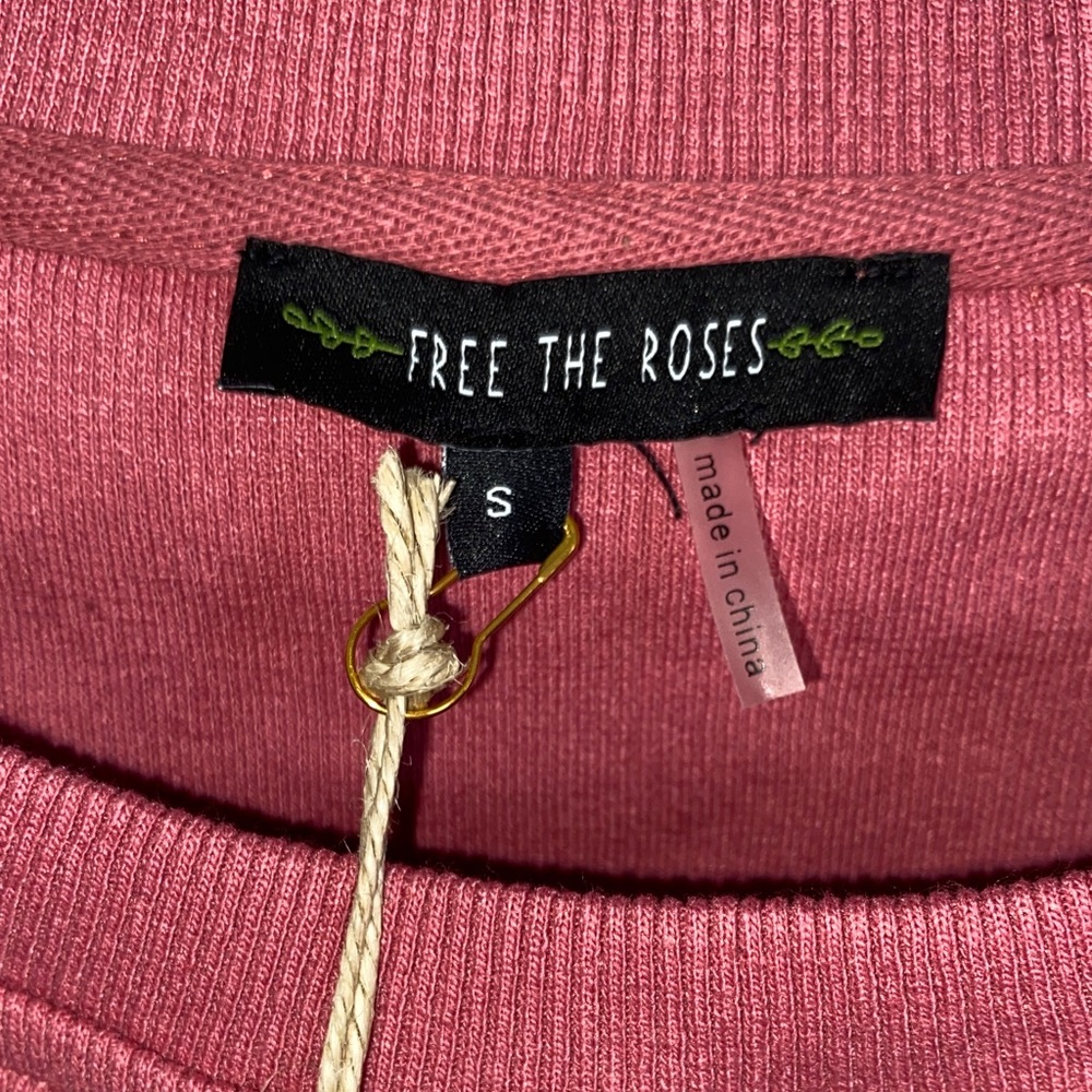 Free the Roses Mauve Ruffle Tank Top - Picture 2 of 5